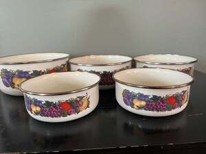 Vintage GMI Enamelware Fruit Pattern Nesting Mixing Bowls - Set of 5